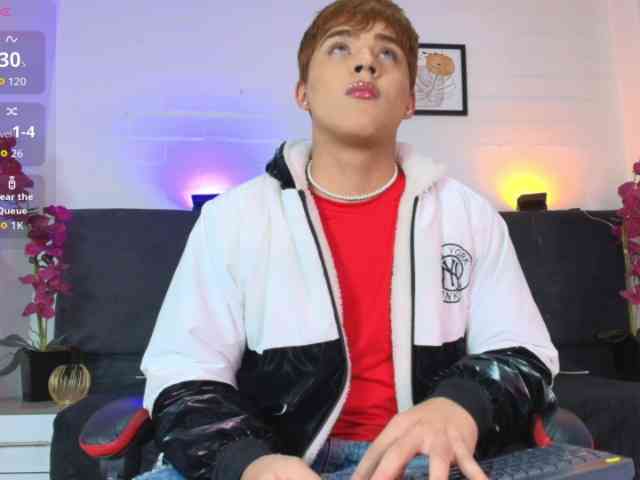 Lucaslovee Lucaslovee