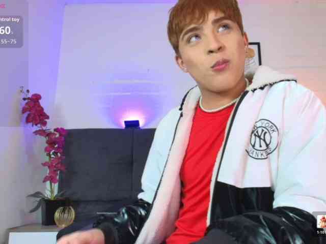 Lucaslovee Lucaslovee