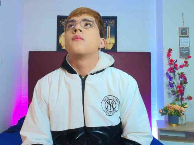 Lucaslovee