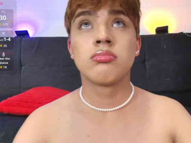 Lucaslovee Lucaslovee