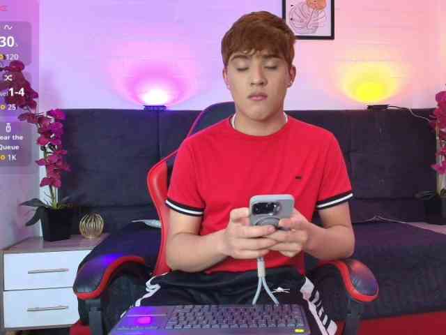 Lucaslovee Lucaslovee