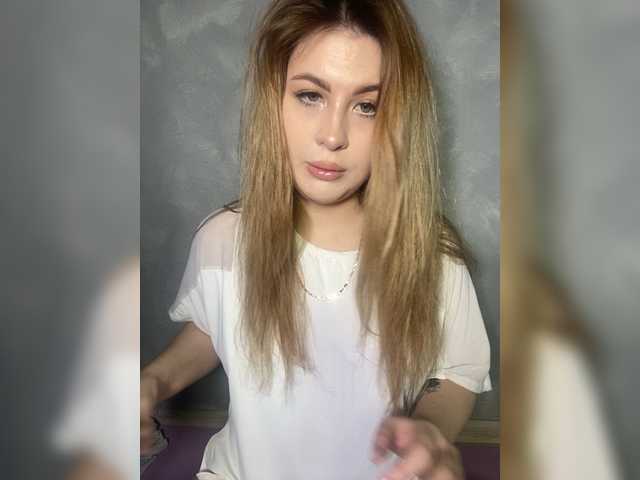 Silviyaa's BongaCams show and profile