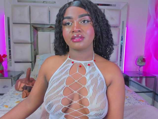 mia-peyton live cam on BongaCams