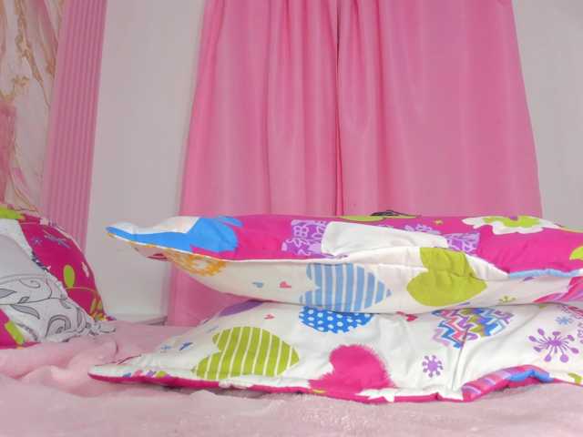 mia-peyton, en directo ahora en BongaCams