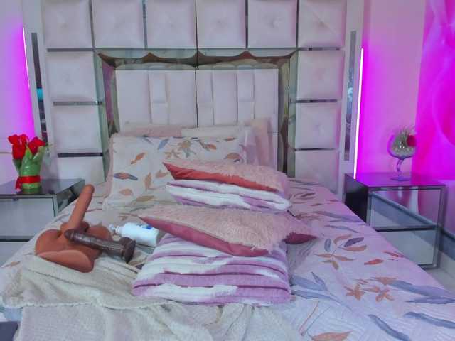mia-peyton live cam on BongaCams