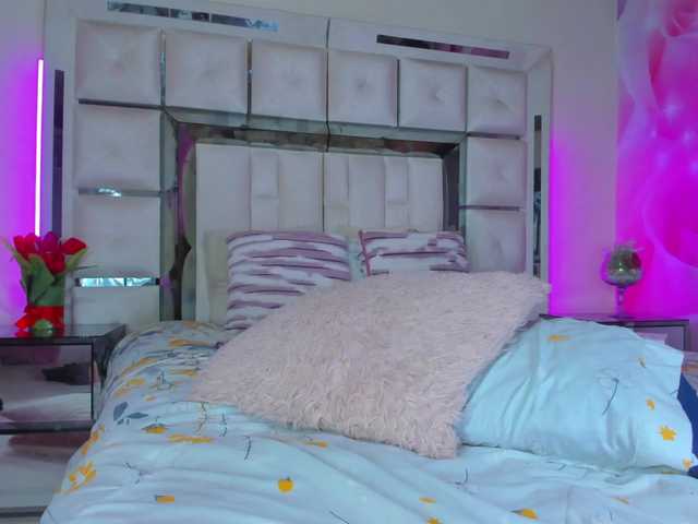 mia-peyton live cam on BongaCams