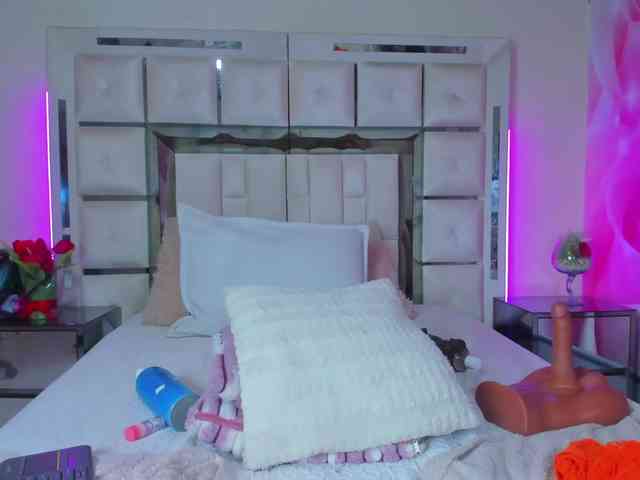 mia-peyton webcam