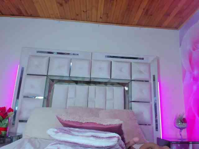 mia-peyton webcam