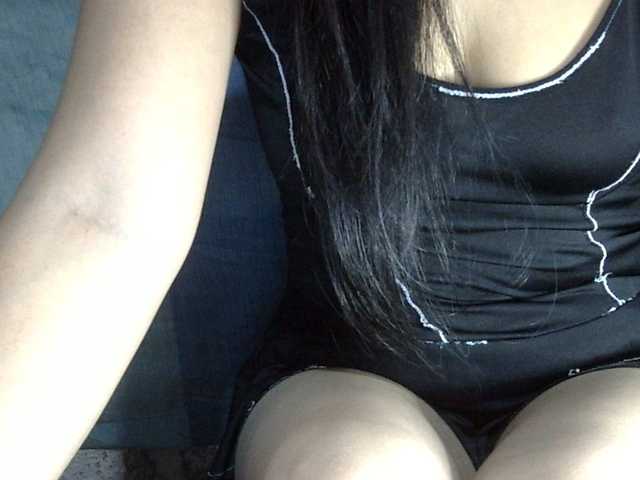 HOTTIEMEE live cam on BongaCams