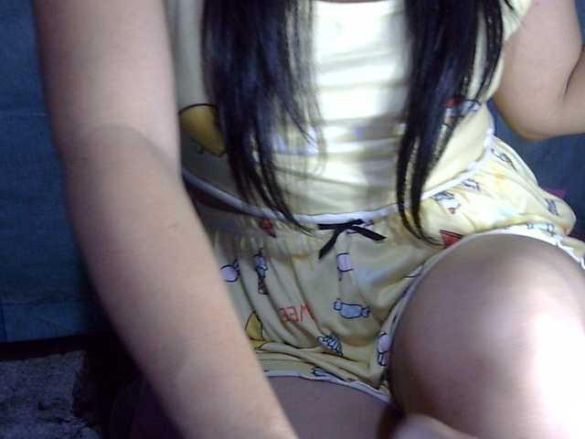 HOTTIEMEE live cam on BongaCams