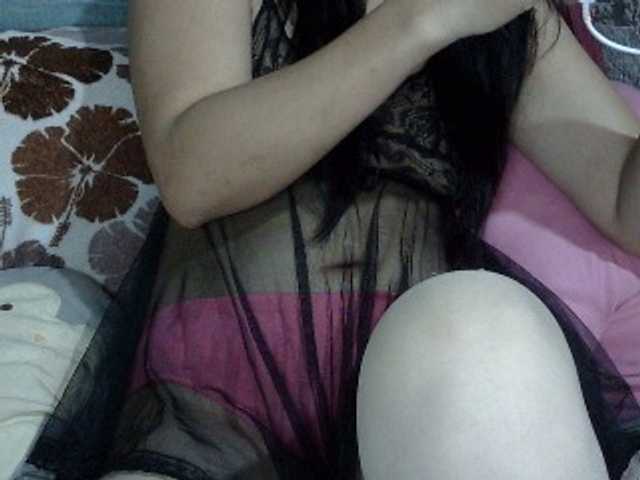 HOTTIEMEE live webcam show