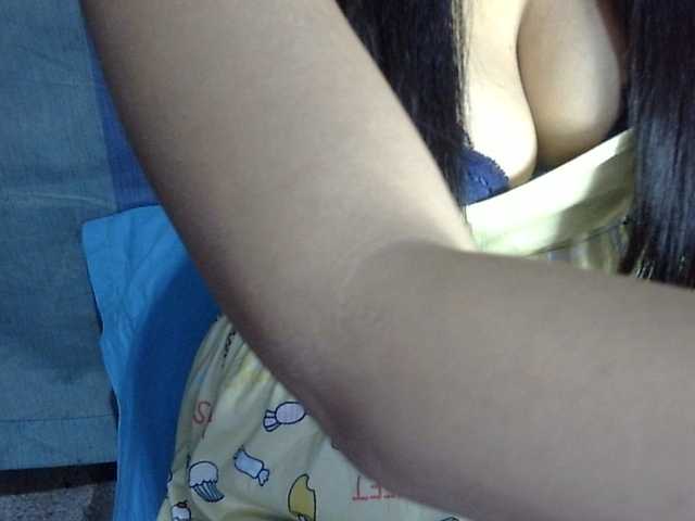 HOTTIEMEE live cam preview