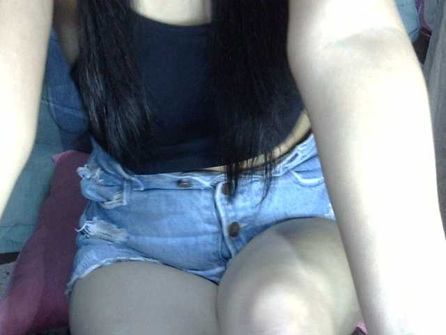 HOTTIEMEE live cam on BongaCams
