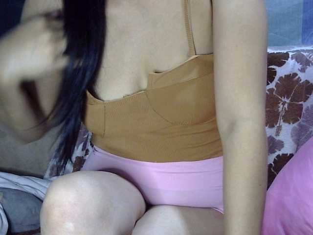 HOTTIEMEE live cam on BongaCams