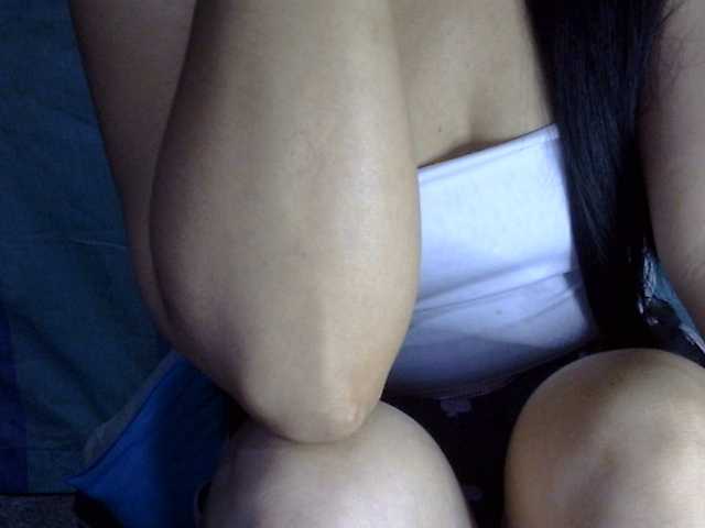 HOTTIEMEE live cam on BongaCams