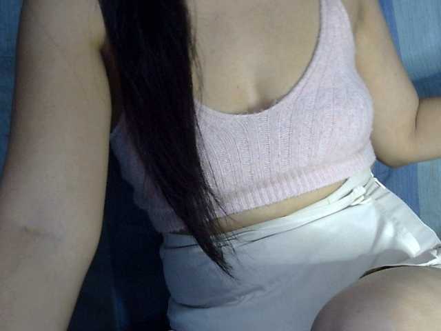 HOTTIEMEE live cam on BongaCams