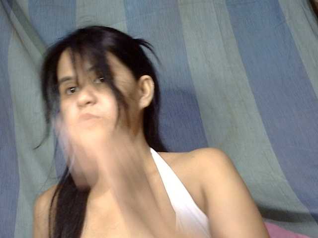 HOTTIEMEE live cam on BongaCams