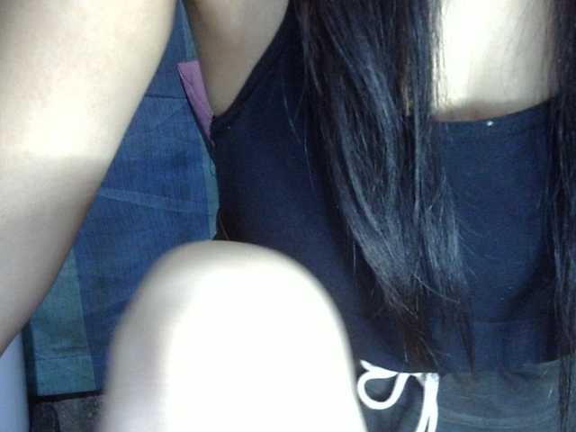 HOTTIEMEE live cam on BongaCams