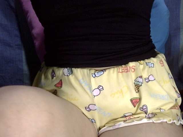 HOTTIEMEE live cam on BongaCams