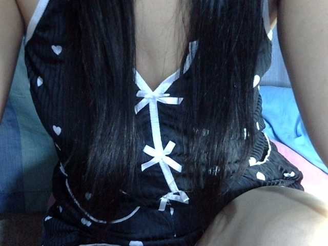 HOTTIEMEE live cam on BongaCams