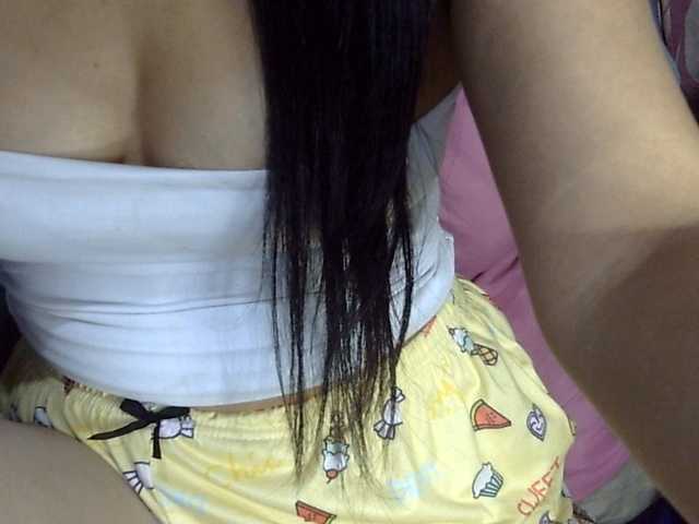 HOTTIEMEE live cam on BongaCams