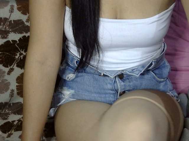 HOTTIEMEE live webcam show