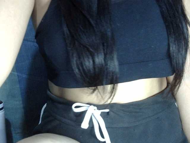 HOTTIEMEE live cam on BongaCams