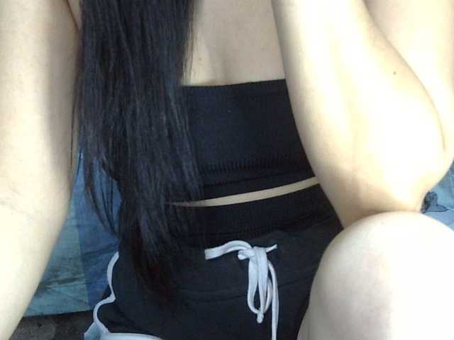 HOTTIEMEE live cam on BongaCams