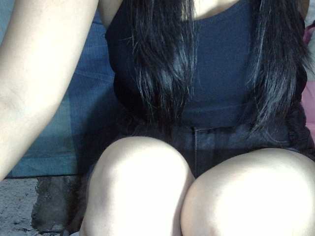 HOTTIEMEE live cam on BongaCams