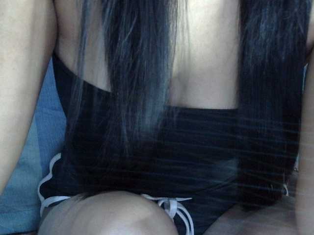 HOTTIEMEE live cam on BongaCams