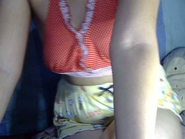 HOTTIEMEE live cam on BongaCams