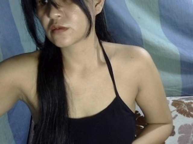 HOTTIEMEE live cam on BongaCams