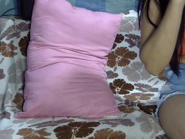 HOTTIEMEE live cam on BongaCams