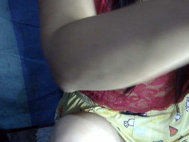 HOTTIEMEE live cam on BongaCams