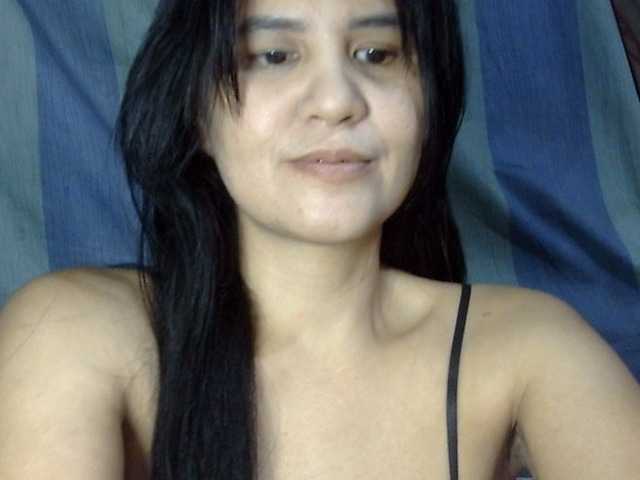HOTTIEMEE live webcam show