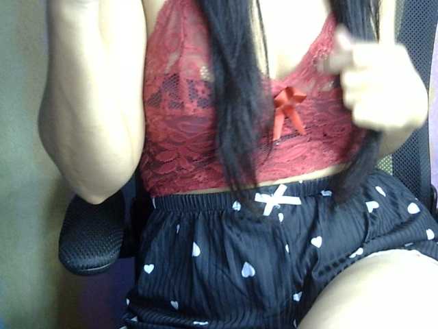 HOTTIEMEE, live now on BongaCams