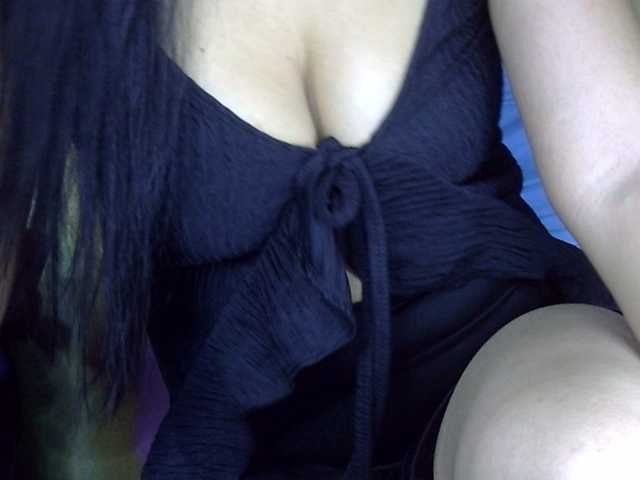 HOTTIEMEE live cam preview