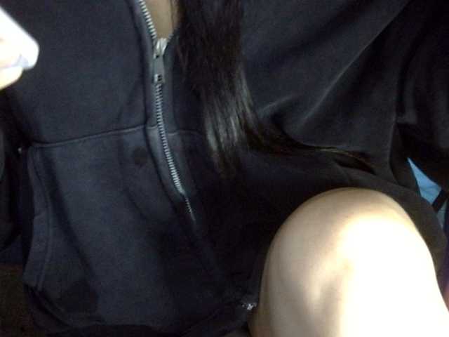 HOTTIEMEE live cam on BongaCams