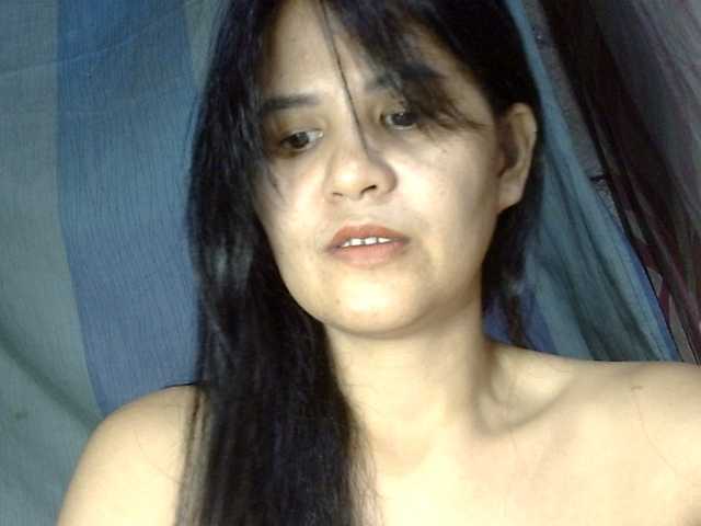 HOTTIEMEE live cam on BongaCams