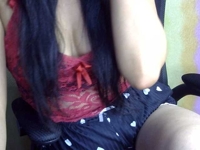 HOTTIEMEE live cam on BongaCams