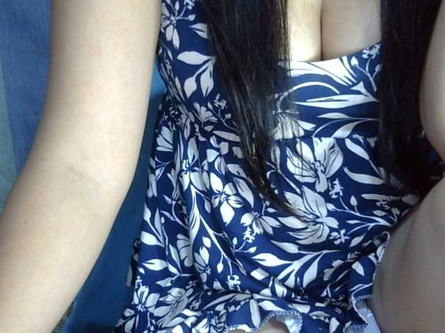 HOTTIEMEE live cam on BongaCams