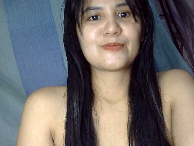 HOTTIEMEE live cam on BongaCams