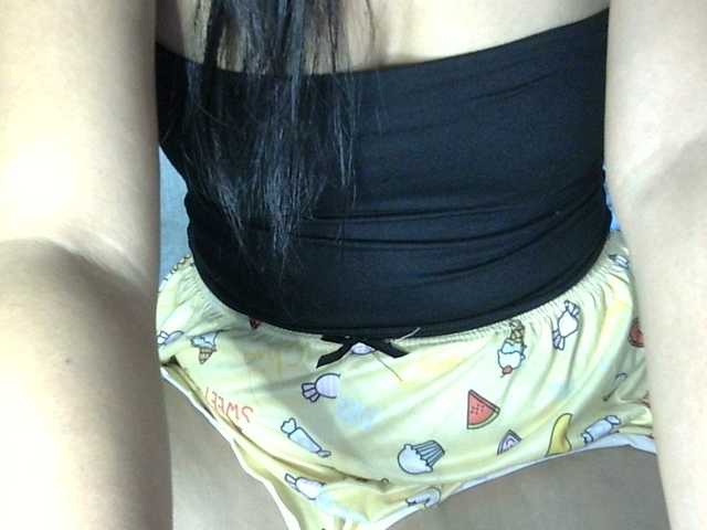 HOTTIEMEE live cam on BongaCams