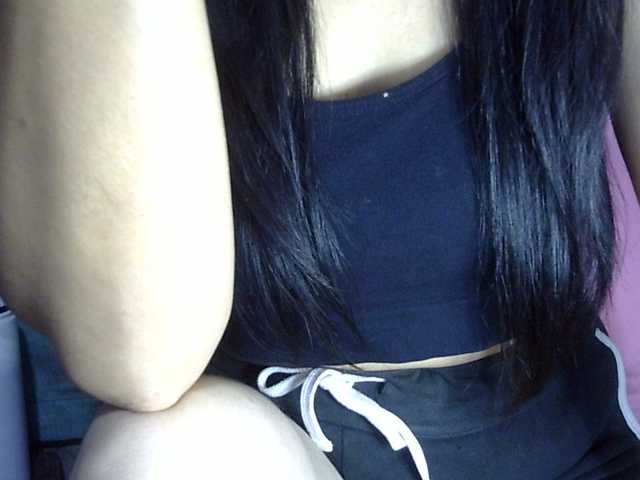 HOTTIEMEE live cam on BongaCams