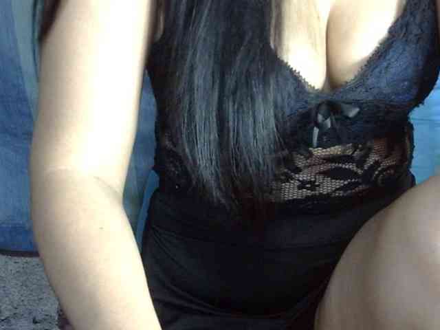 HOTTIEMEE