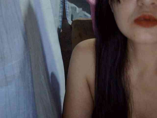 HOTTIEMEE Live Webcam on BongaCams