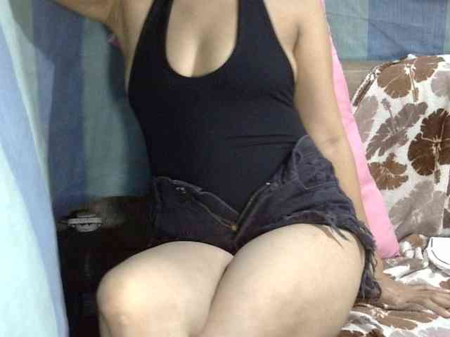 HOTTIEMEE Live Webcam on BongaCams