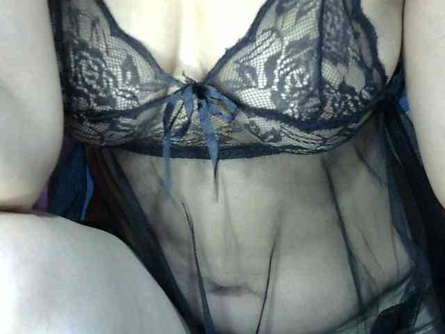 HOTTIEMEE Live Webcam on BongaCams