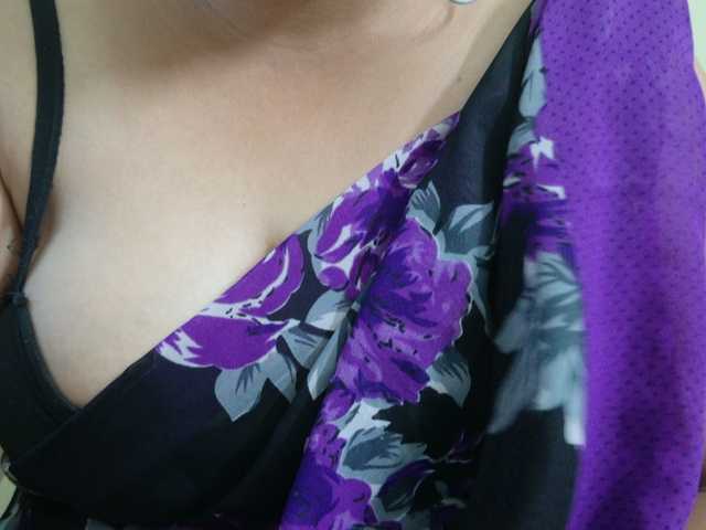 Tamilbabby2025 live cam on BongaCams