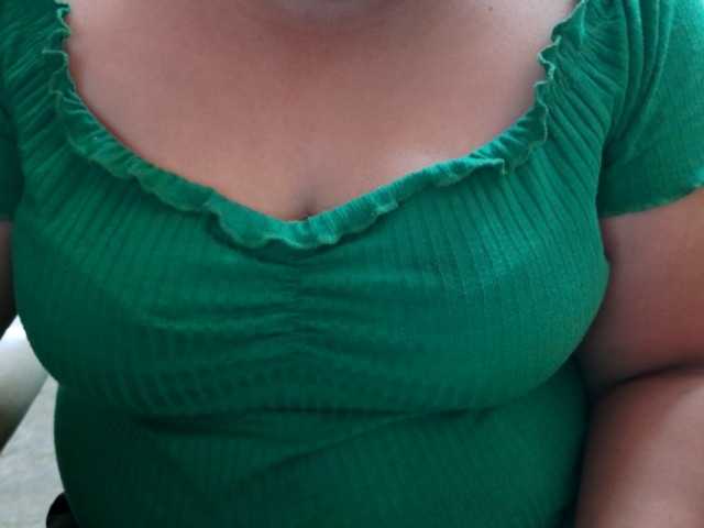 Tamilbabby2025 live cam on BongaCams